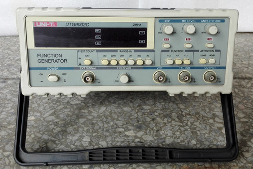 函数信号发生器9002.jpg
